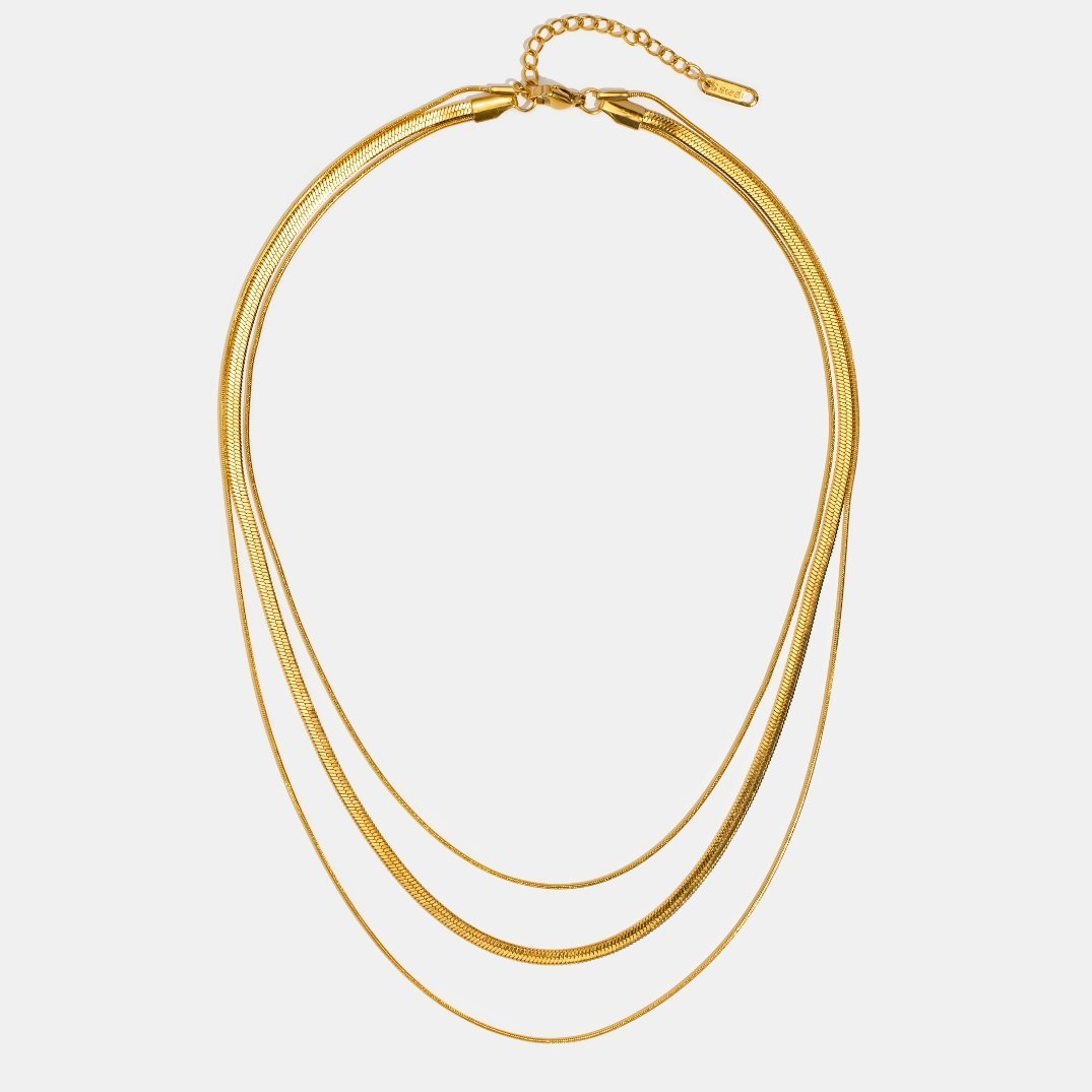 Collar de cadena multicapa