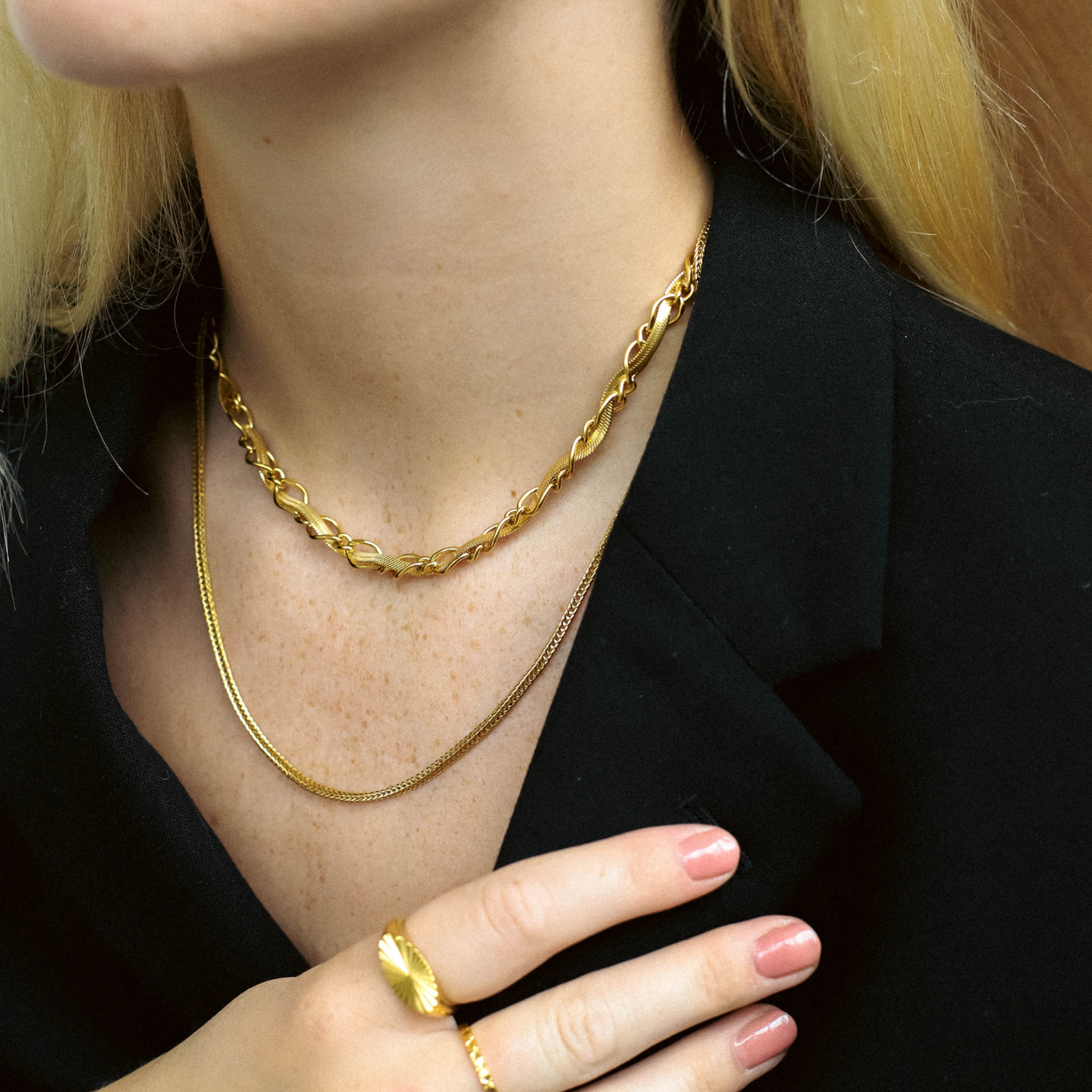 DOPPIA. Collar