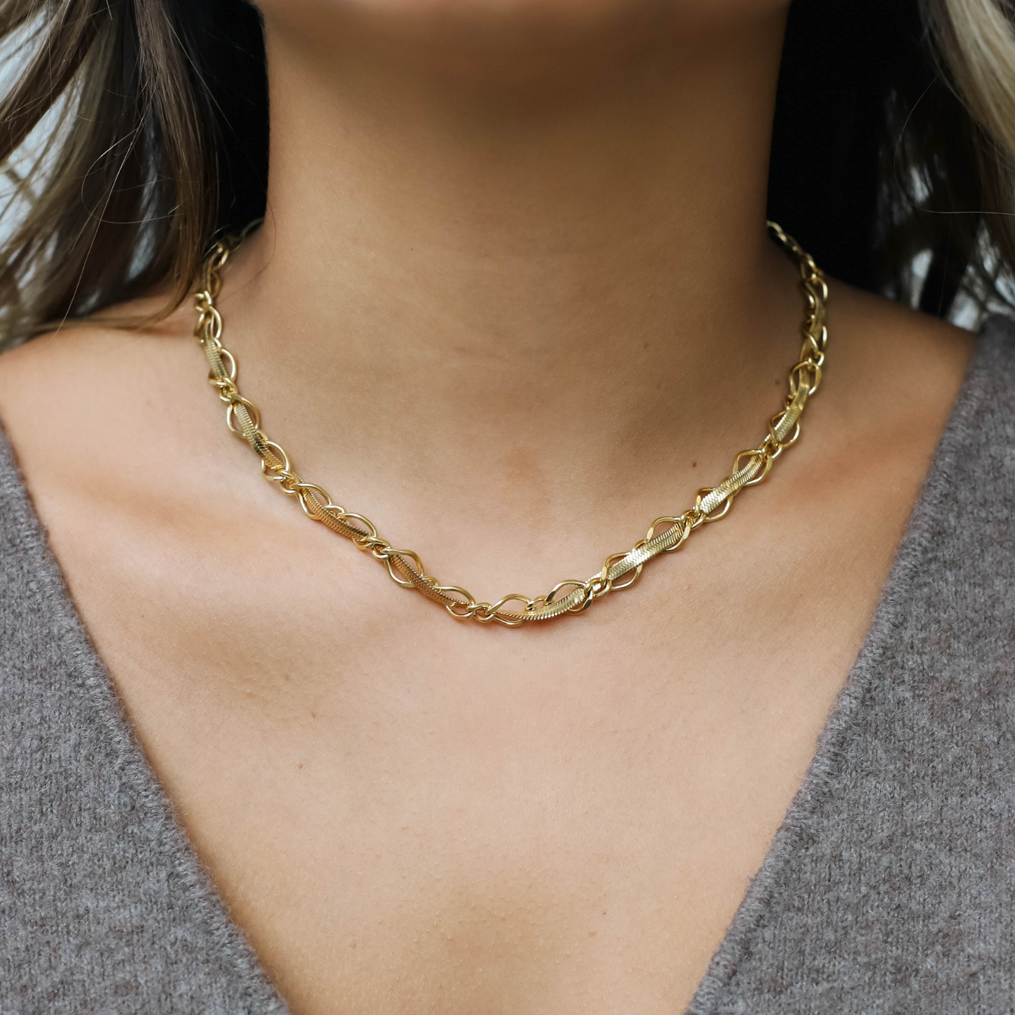 DOPPIA. Collar