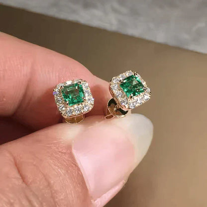 Pendientes de esmeralda con acabados en oro