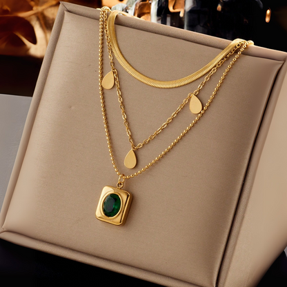 Collar Esmeralda Leona