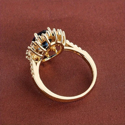 Anello Halo con Zaffiro Dorato