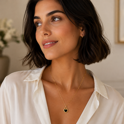 CUORE. Collar