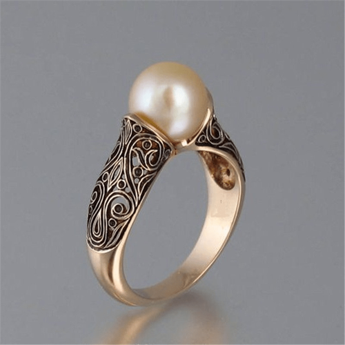 Anillo de Filigrana Dorado con Perla