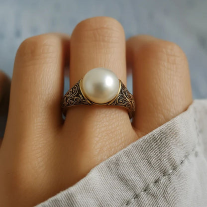 Anillo de Filigrana Dorado con Perla