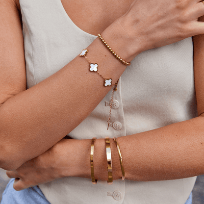Pulsera rígida Lilah dorada