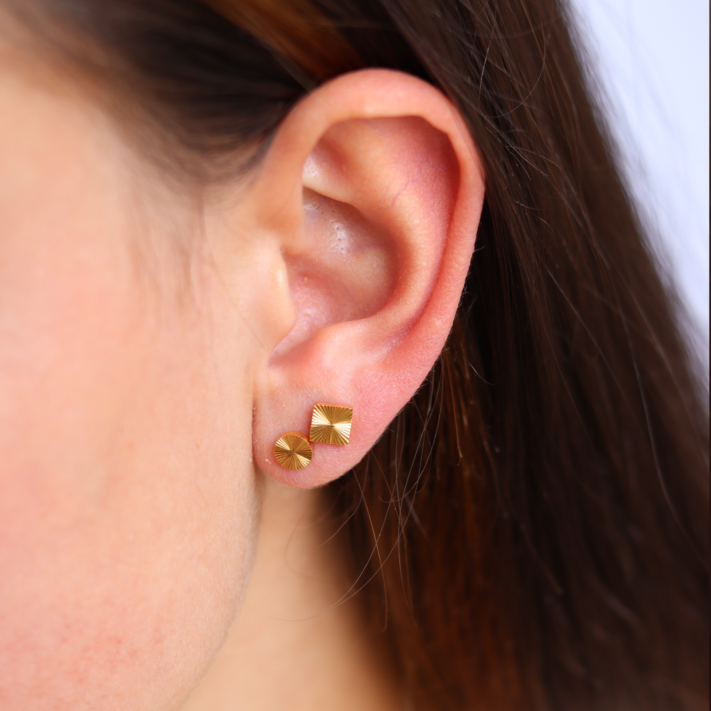 Pendientes ROUND STUDS.